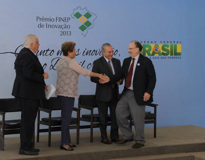Ministro do MCTI, Marco Antonio Raupp, presidenta Dilma Rousseff, vice-presidente Michel Temer, e presidente da Finep, Glauco Arbix.