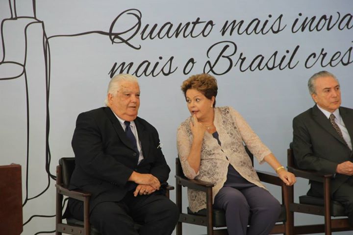 Ministro do MCTI, Marco Antonio Raupp, presidenta Dilma Rousseff e vice-presidente Michel Temer.