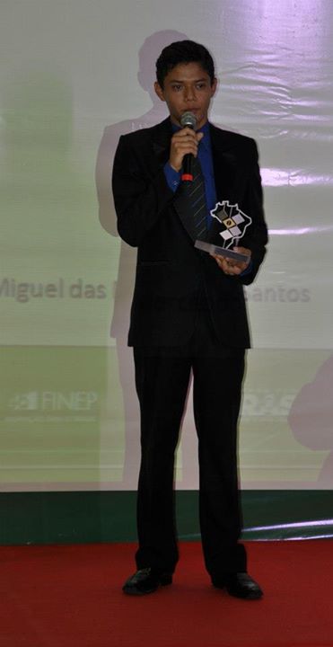 Vencedor do Prêmio Jovem Inovador, o estudante Miguel das Mercês dos Santos.