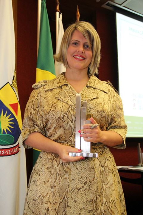 Erika Foureaux, representante do Instituto Noisinho da Silva - Oficina da Ciranda (MG),  primeiro colocado na categoria Tecnologia Social